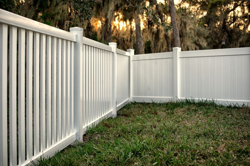 Privacy Fence Construction in Lake County, IL
